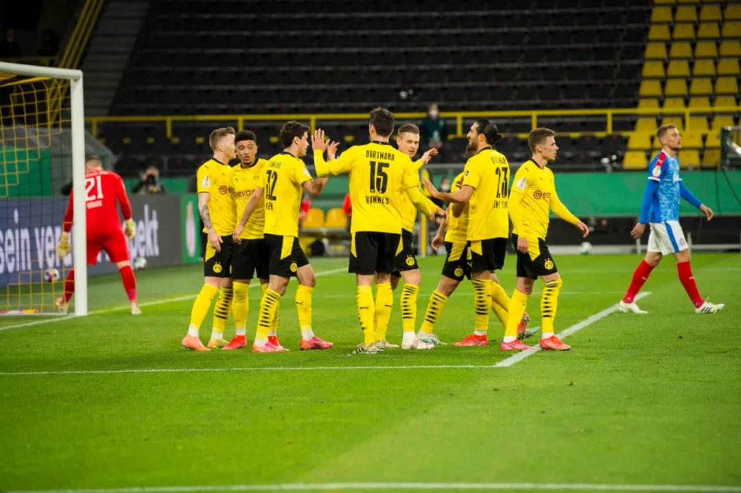 ملخص مباراة ليفربول وريال مدريد 5-2إثارة مذهلة في أنفيلد